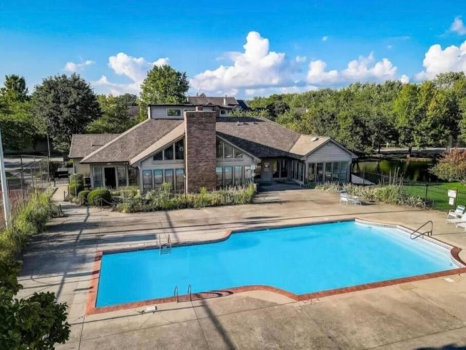 Watchtower Condo At Eagle Creek Indianapolis Exterior photo